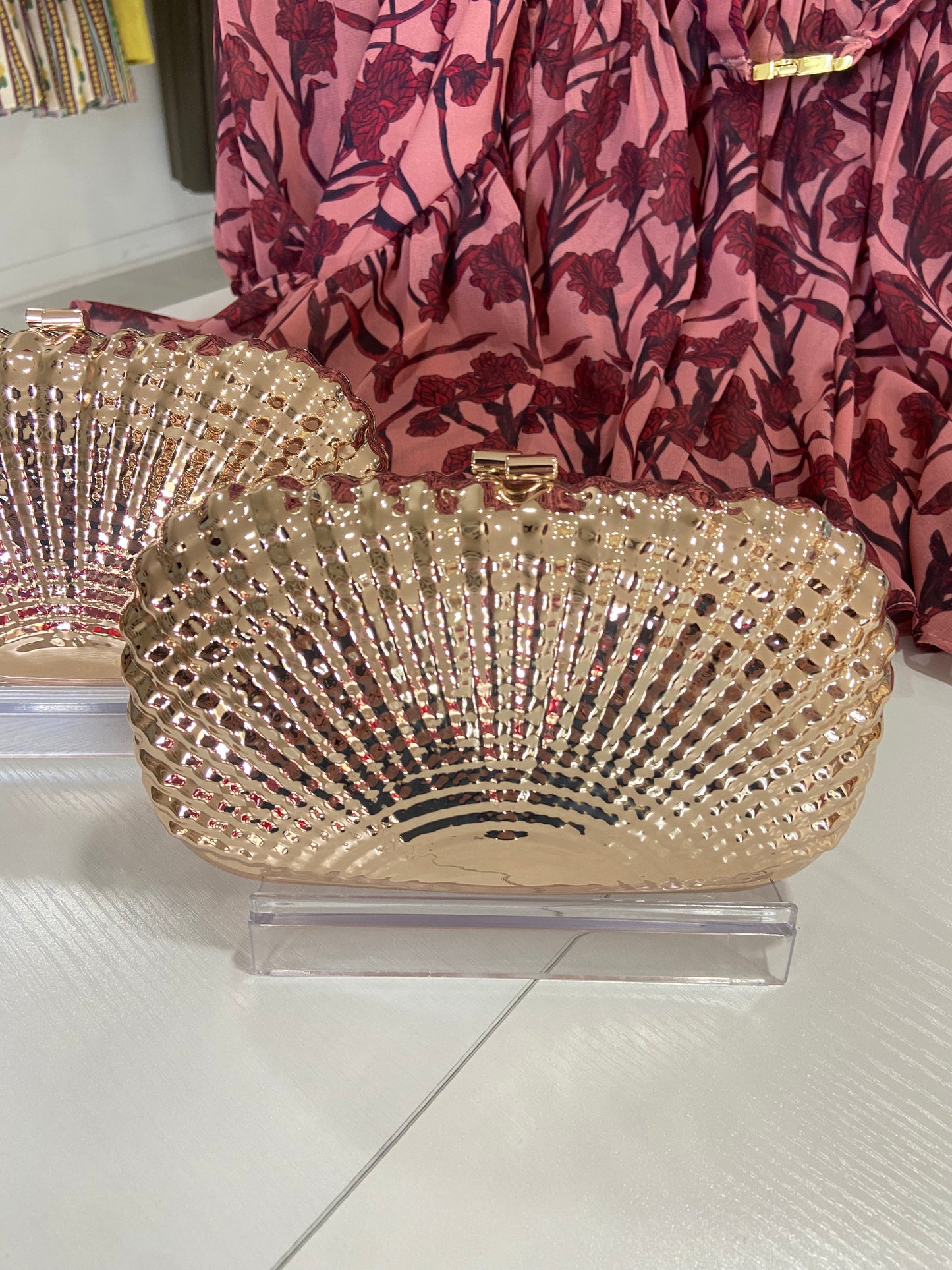 Shell Clutch