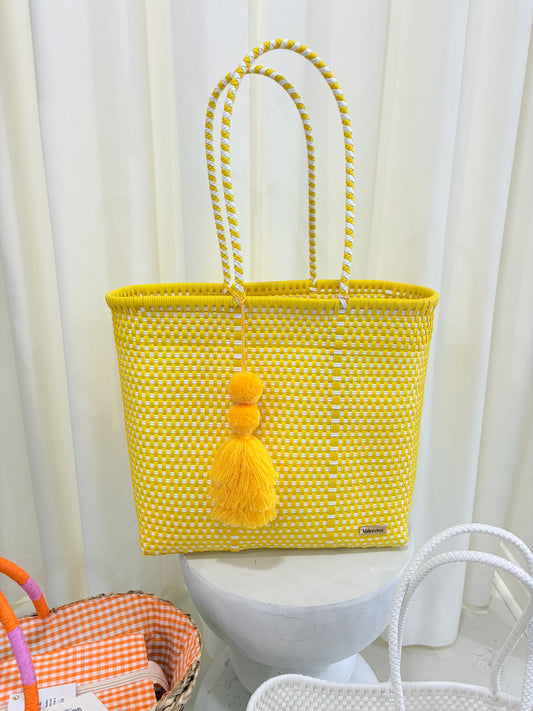 Yellow and White Checkered Playera