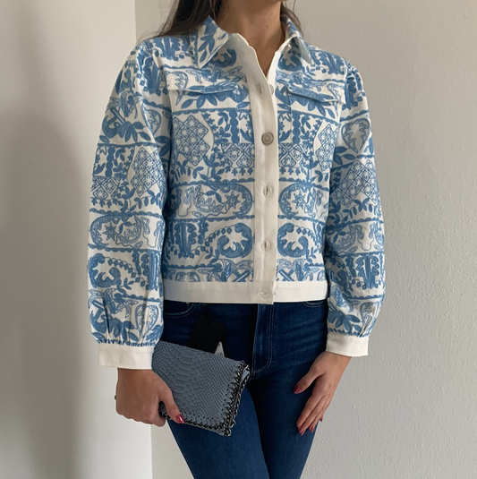 Ivory/Blue Jacket